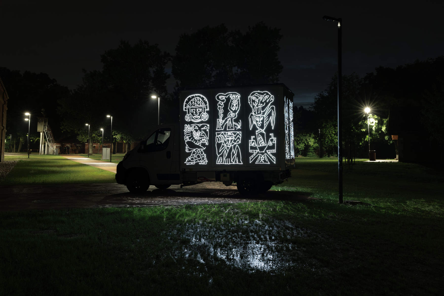 CANEMORTO, The Radiant Van. Foto: Carola Cappellari