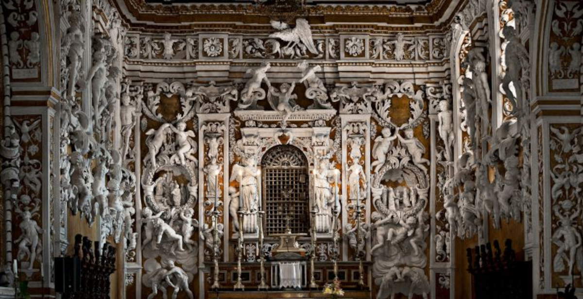 Palermo: KI und Videokunst interpretieren die Stuckarbeiten der Cappella Palatina in Castelbuono neu