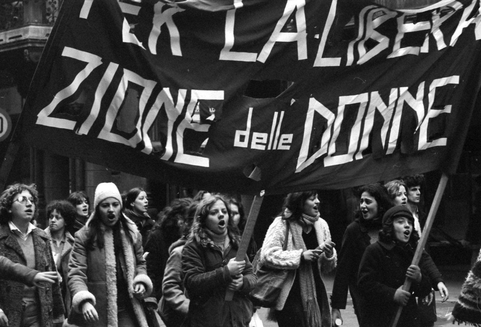 Carla Cerati, General Strike in Milan (1975)