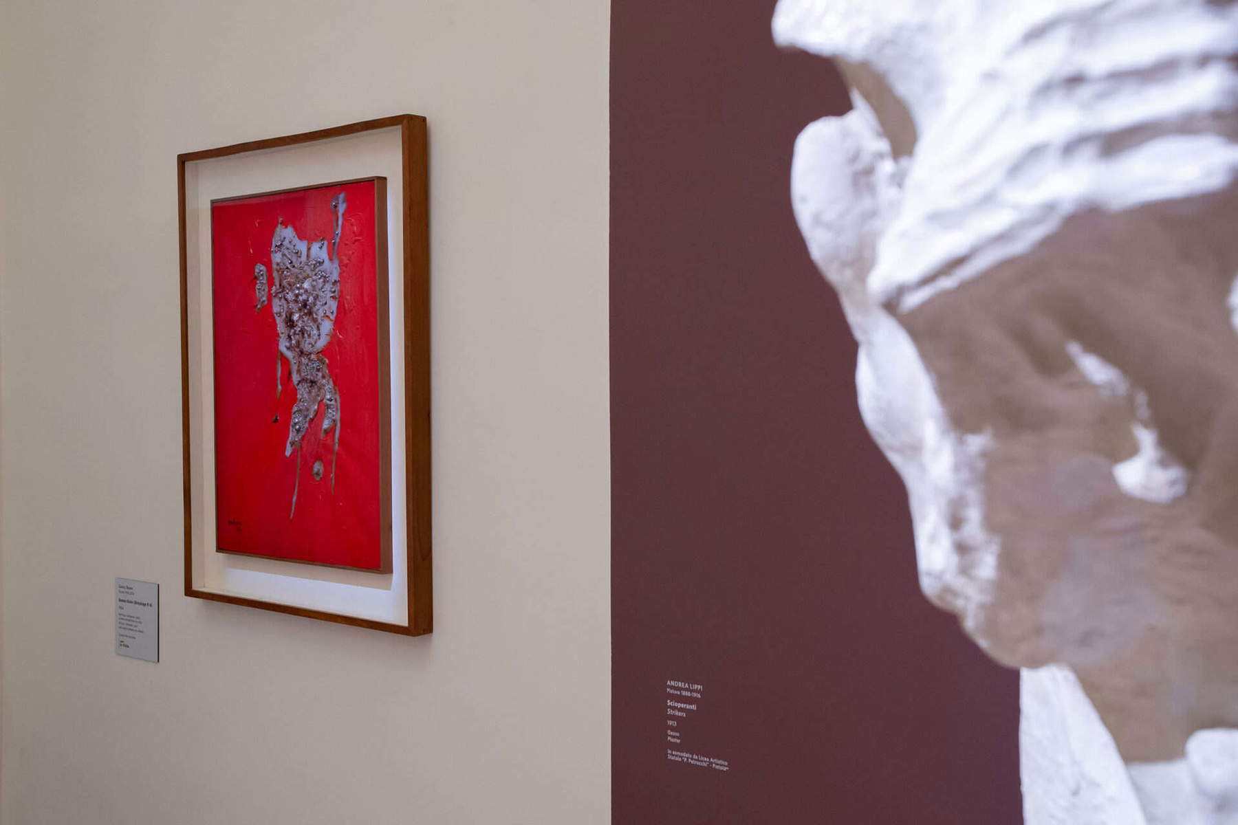 Mise en place de l'exposition. Photo : Lorenzo Marianeschi pour la Fondation Pistoia Musei