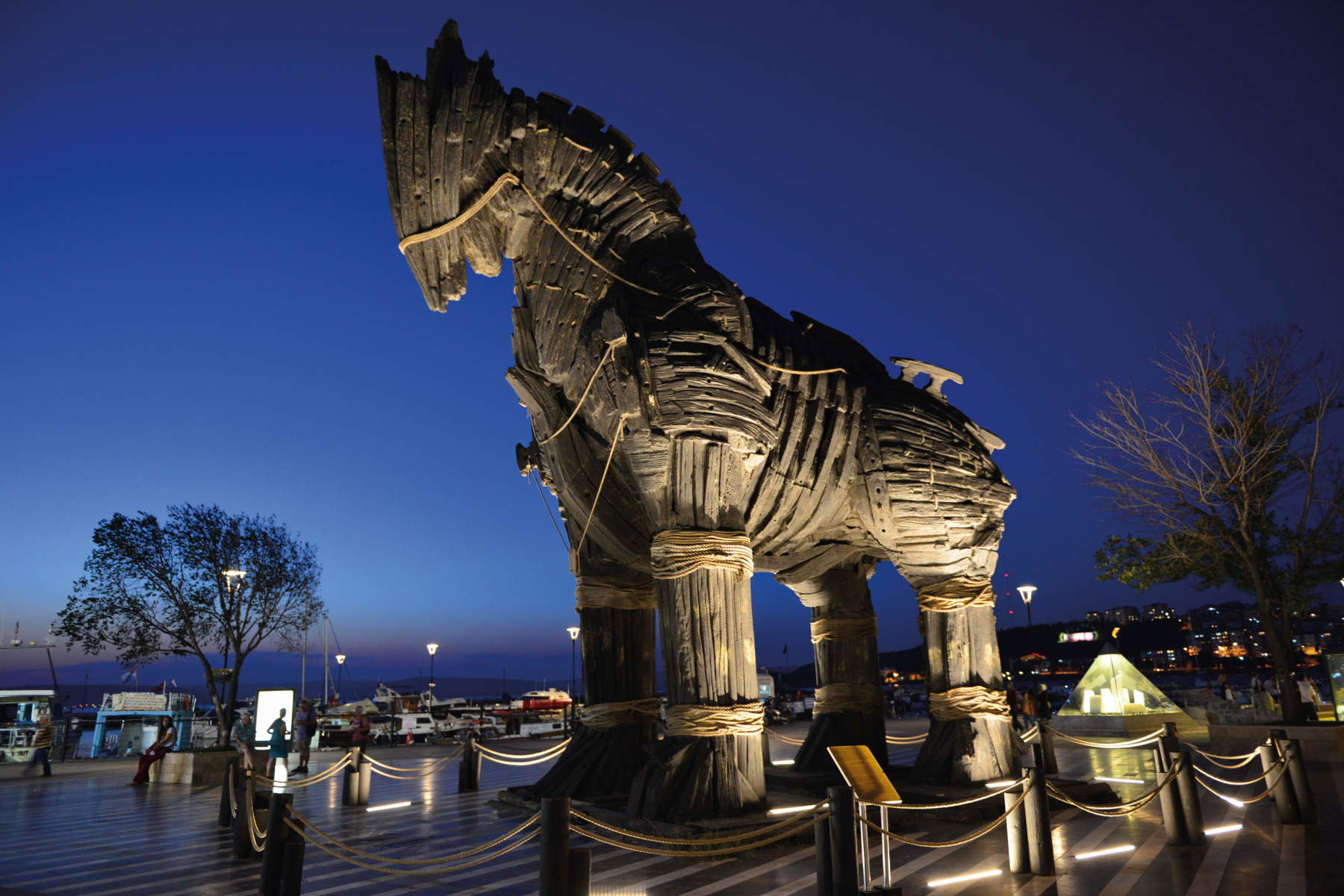 Centro della citt&agrave; di &Ccedil;anakkale. Foto: T&uuml;rkiye Turizm ve Tanıtım Geliştirme Ajansı (&ldquo;TGA&rdquo;)