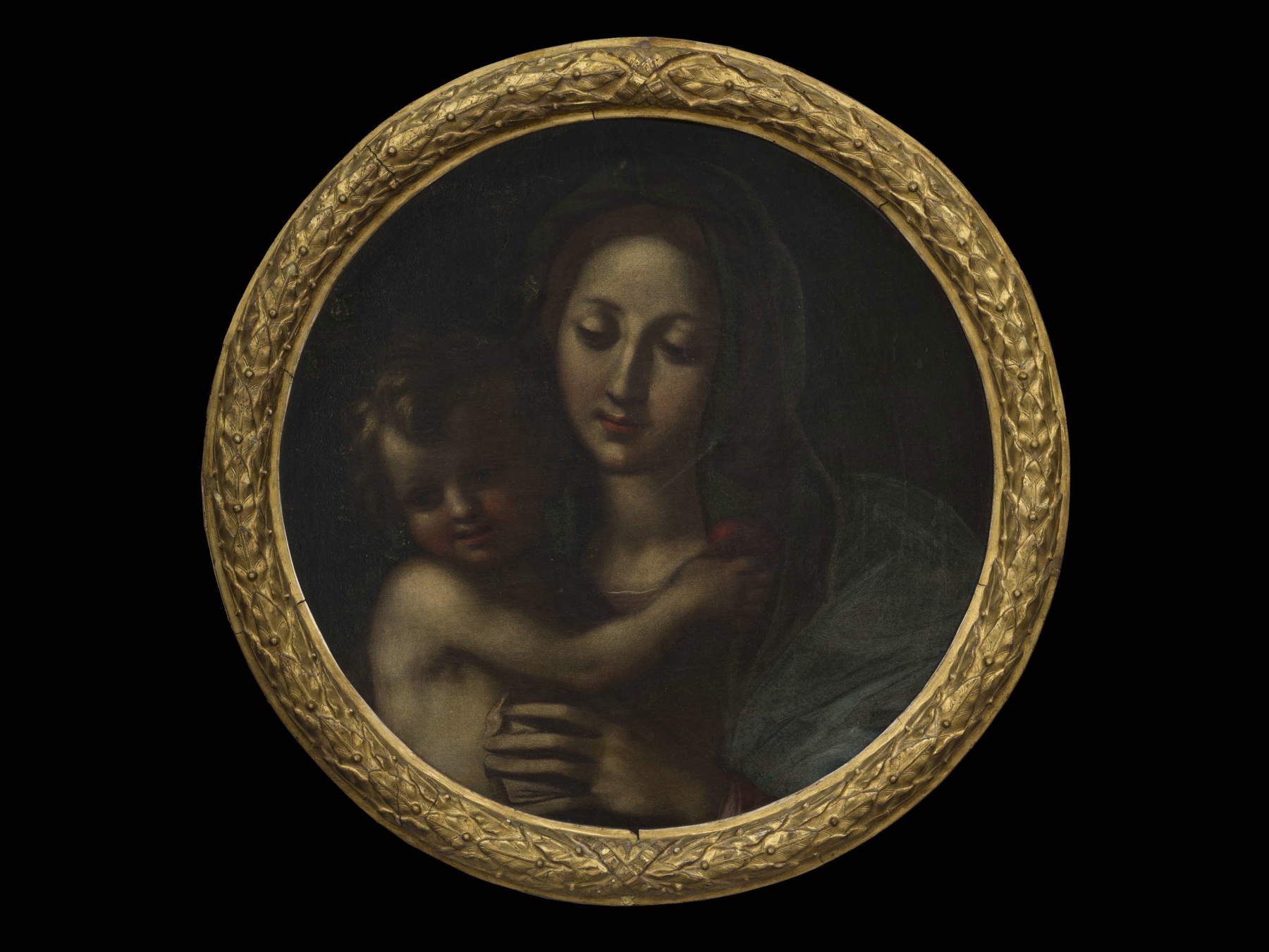 Aus dem Umkreis von Francesco Curradi, Madonna mit Kind, vor der Restaurierung (17. Jahrhundert; Öl auf Leinwand, Durchmesser 57,5 cm; Florenz, Santa Maria Nuova)