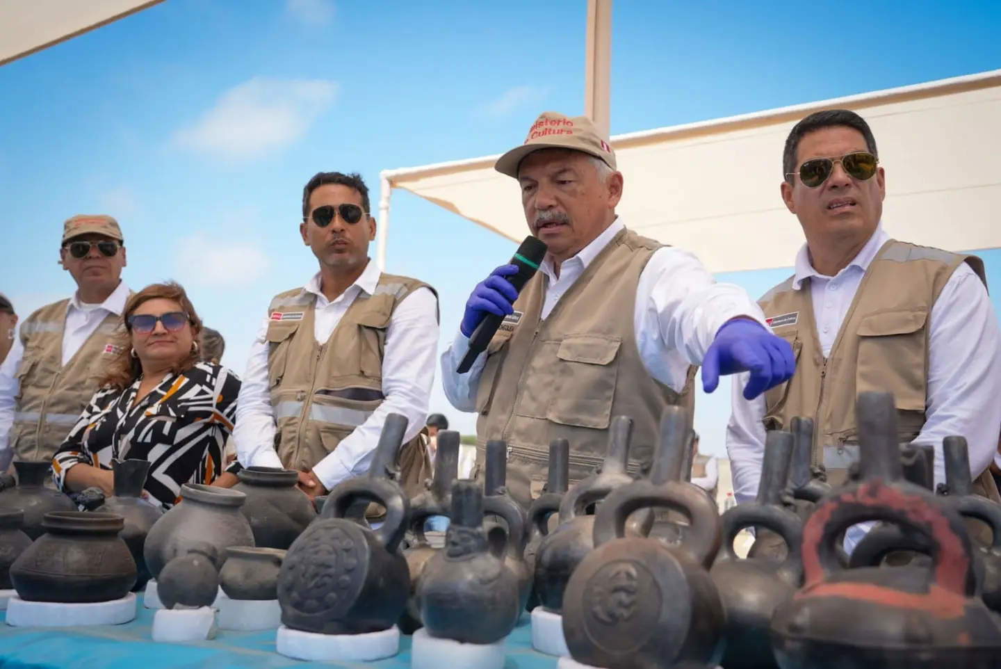Die in der Grabstätte der Chim&uacute;-Elite gefundenen Überreste. Foto: Instagram-Profil – Ministerio de Cultura del Per&uacute;