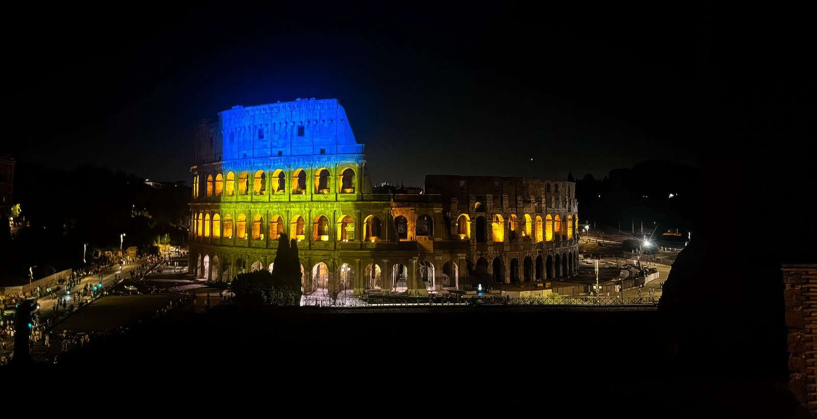 El Coliseo se ilumina con los colores de Ucrania con motivo del 35.º aniversario de la independencia