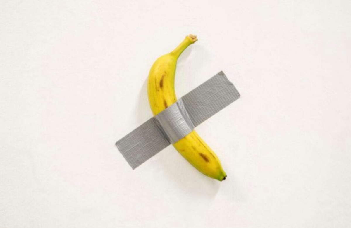 &copy; Maurizio Cattelan, Comedian (2019). Foto: Zeno Zotti. Su concessione dell'Archivio Maurizio Cattelan e di Perrotin