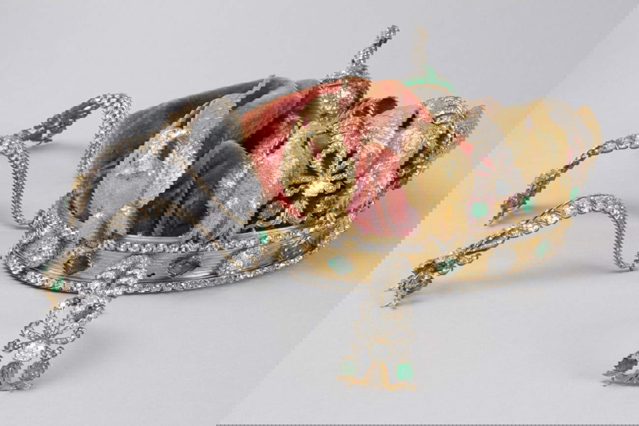 Die Krone von Kaiserin Eugénie, die während des Diebstahls im Louvre am 19. Oktober 2025 deformiert wurde. Foto: Thomas Clot - Louvre Museum