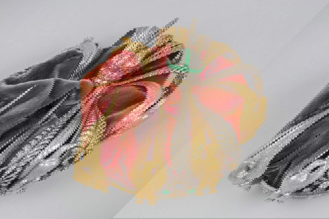 Die Krone von Kaiserin Eugénie, die während des Diebstahls im Louvre am 19. Oktober 2025 deformiert wurde. Foto: Thomas Clot - Louvre Museum