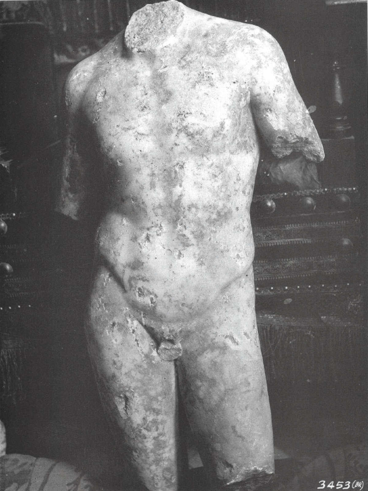Photograph of the torso in the archives of Stefano Bardini