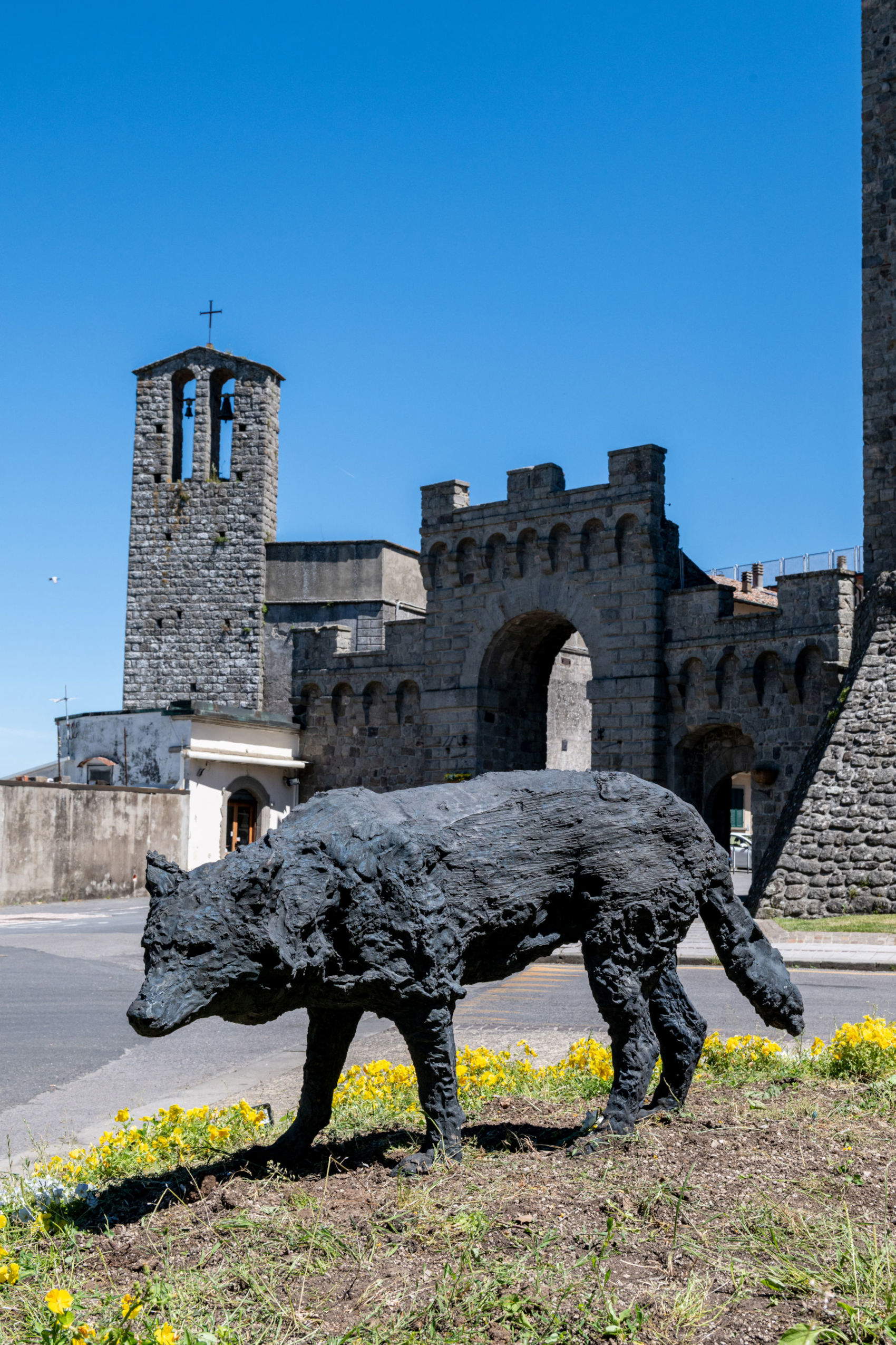 Bronze wolf by Davide Rivalta. Photo: Leonardo Morfini