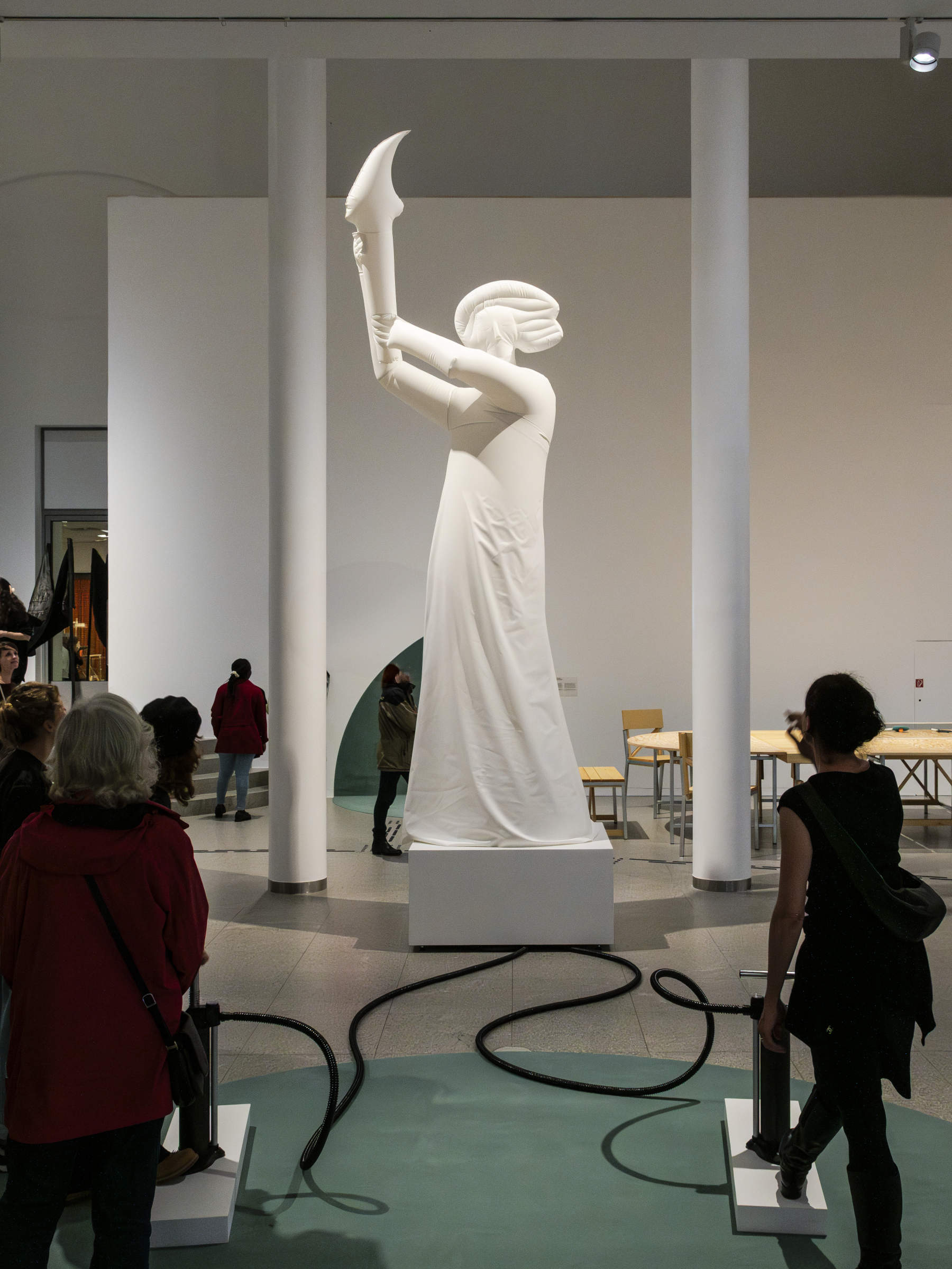 Allestimento della mostra Public Matter(s): Design and Democracy, Godess of Democracy. &copy; Zweintopf