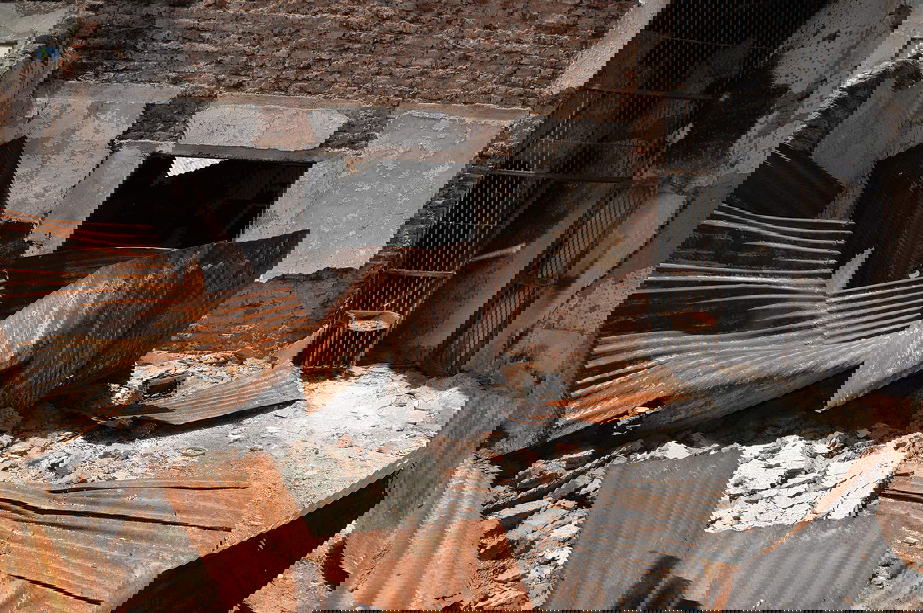 The courtyard of the Beit al-Khalifa Museum in Omdurman after the destruction. Photo: Gasim Hassan Nasir, NCAM, July 2025