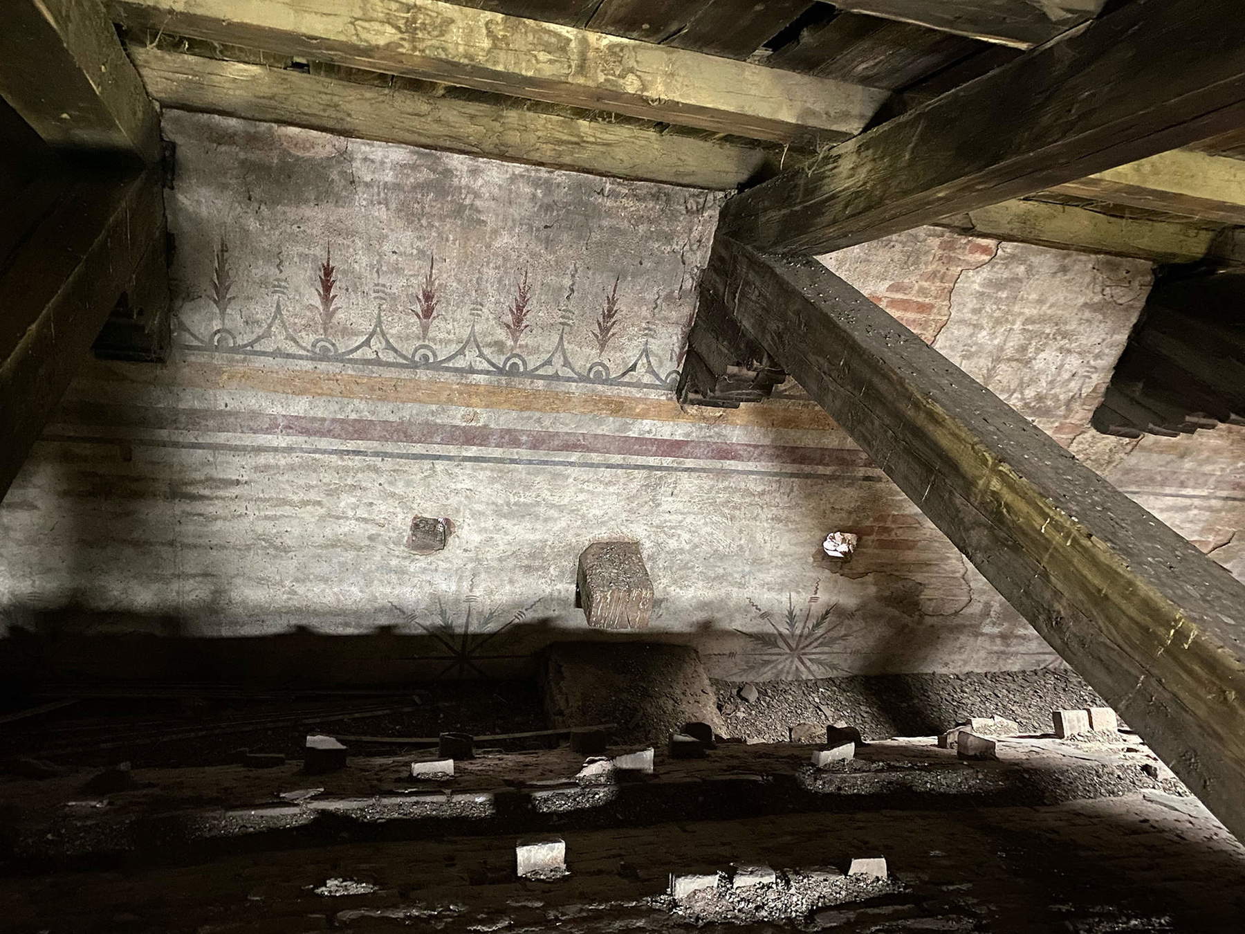 Frescoes 01 - Palmette Decoration