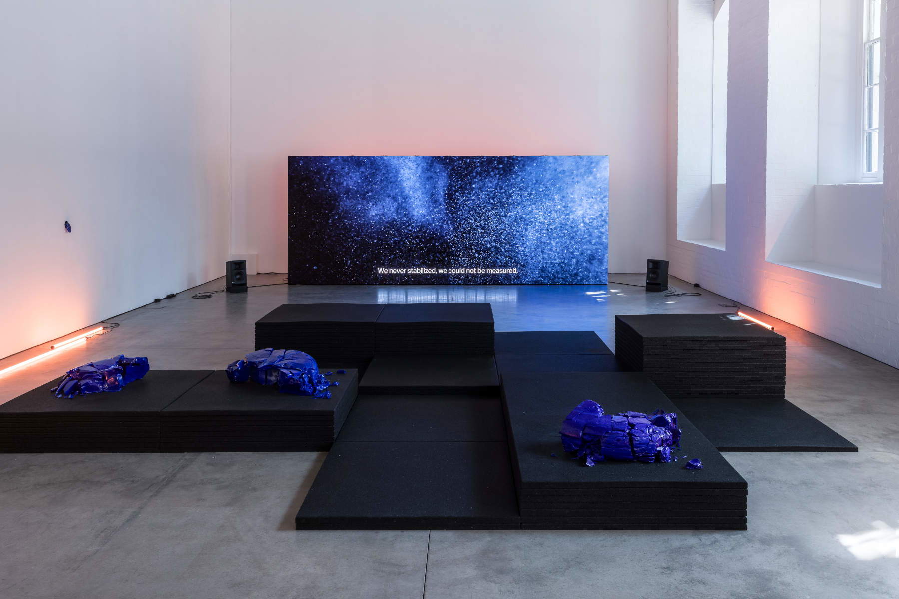 Elisa Giardina Papa,&nbsp;She Flickered In and Out of History, 2026. Veduta dell&rsquo;installazione presso l&rsquo;Institute of Contemporary Arts, Londra, 2026. Foto &copy; Rob Harris.
