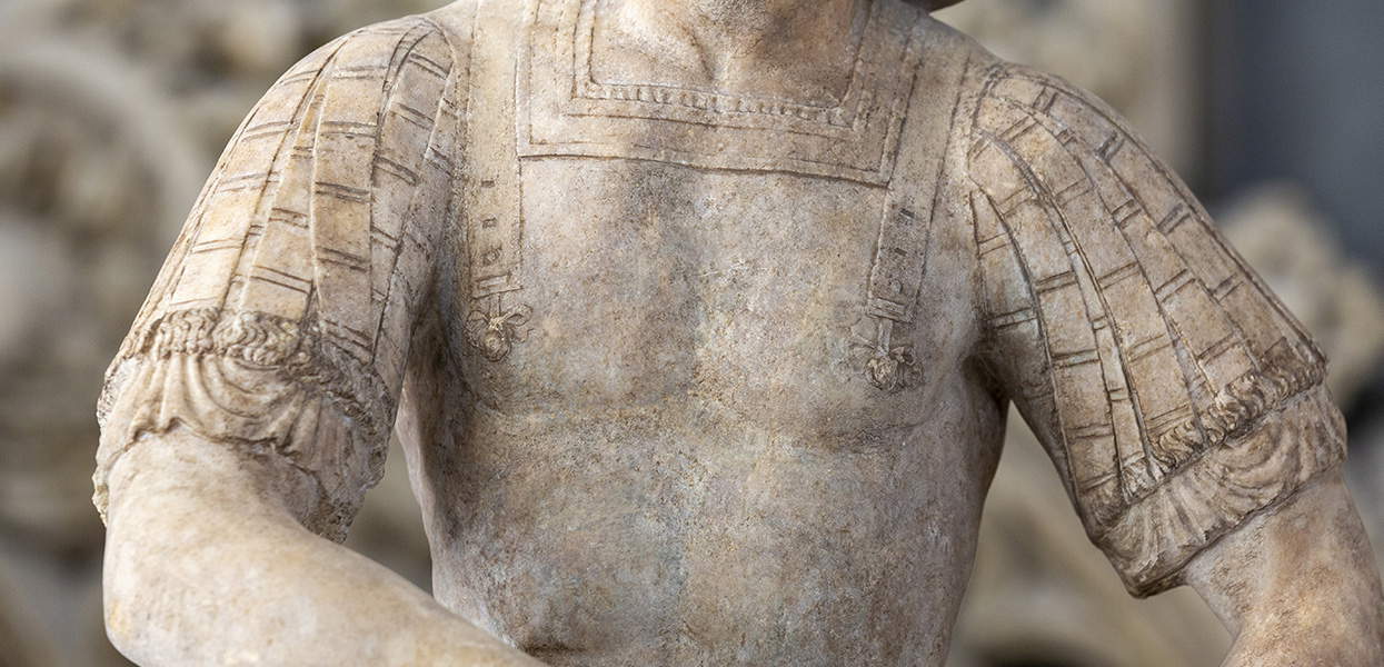 Hércules o el santo guerrero tras la restauración, detalle del busto &copy;Veneranda Fabbrica del Duomo de Milán. Foto: Marco Ligabue