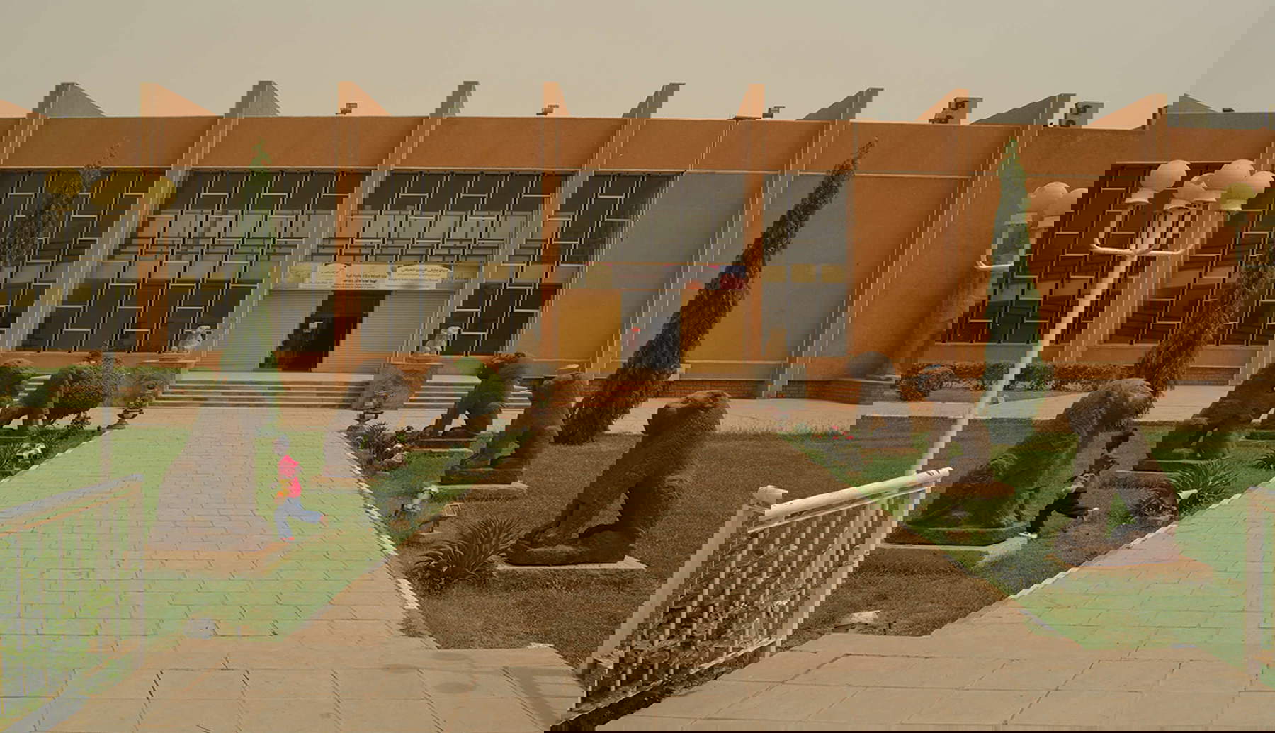 Facade of the National Museum of Sudan before the war. Photo: Marc Maillot &copy; Section Fran&ccedil;aise de la Direction des Antiquit&eacute;s du Soudan, 2012