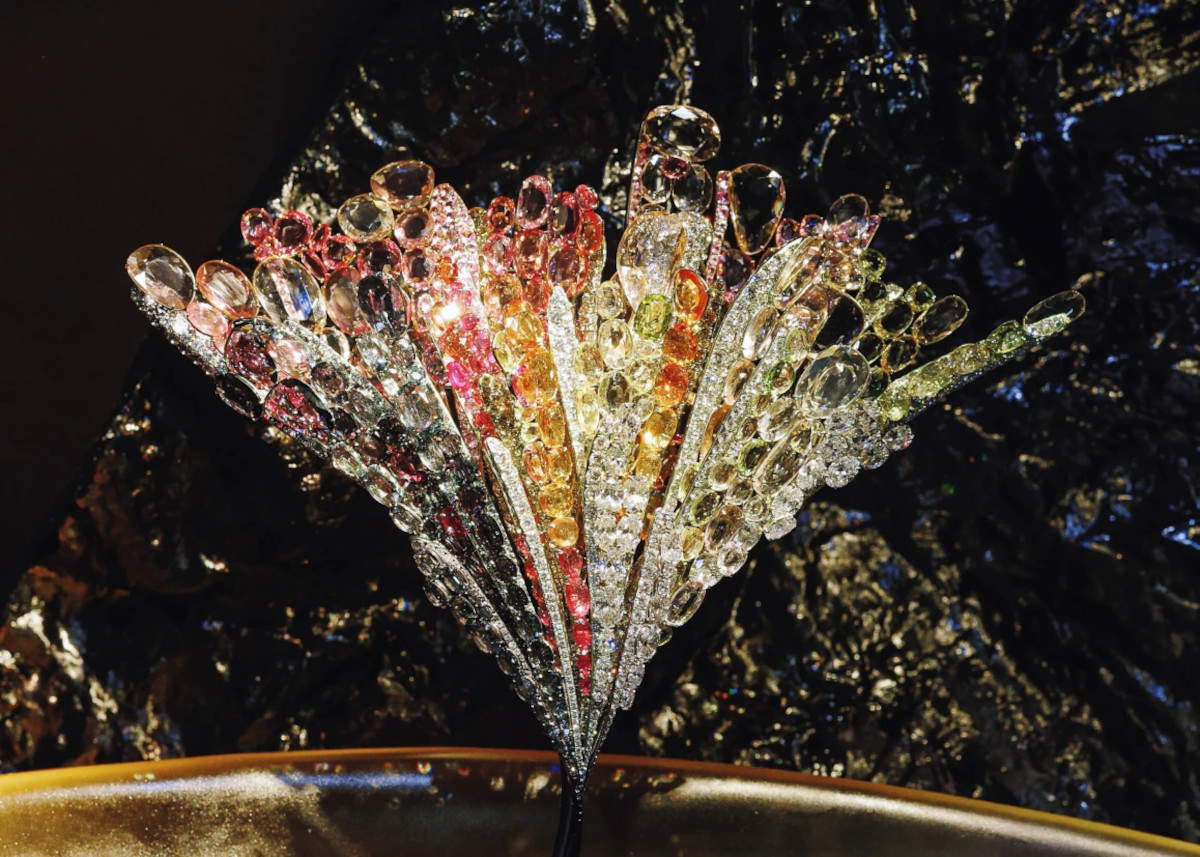 Anstecknadel „Ginkgoblatt im Morgengrauen“. Foto: Sotheby’s
