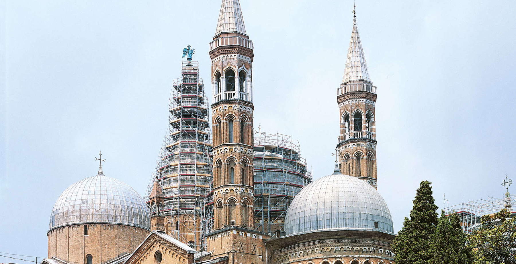 Opera Laboratori Expands into Restoration by Acquiring Fratelli Navarra: Opera Navarra Is Born