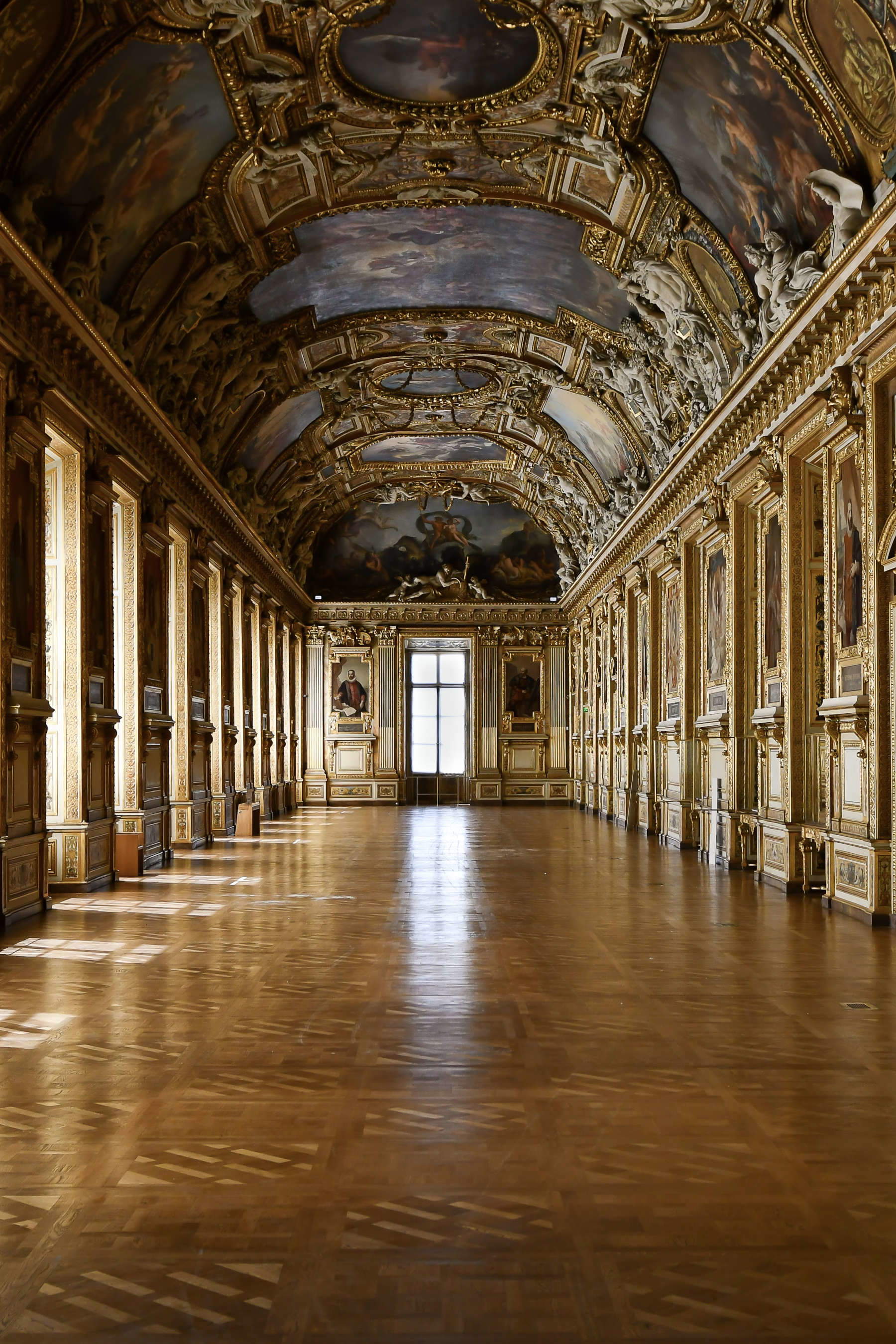 Louvre, Galería de Apolo. Foto: Nicolas Bousser