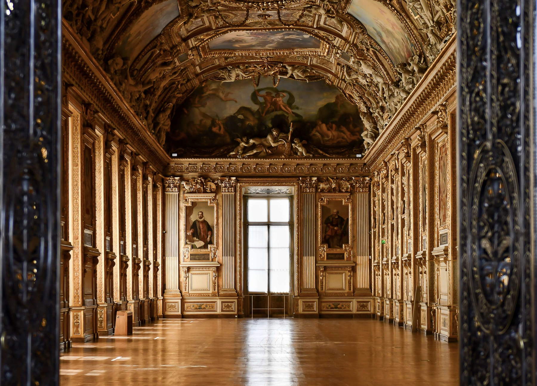 Louvre, Galería de Apolo. Foto: Nicolas Bousser