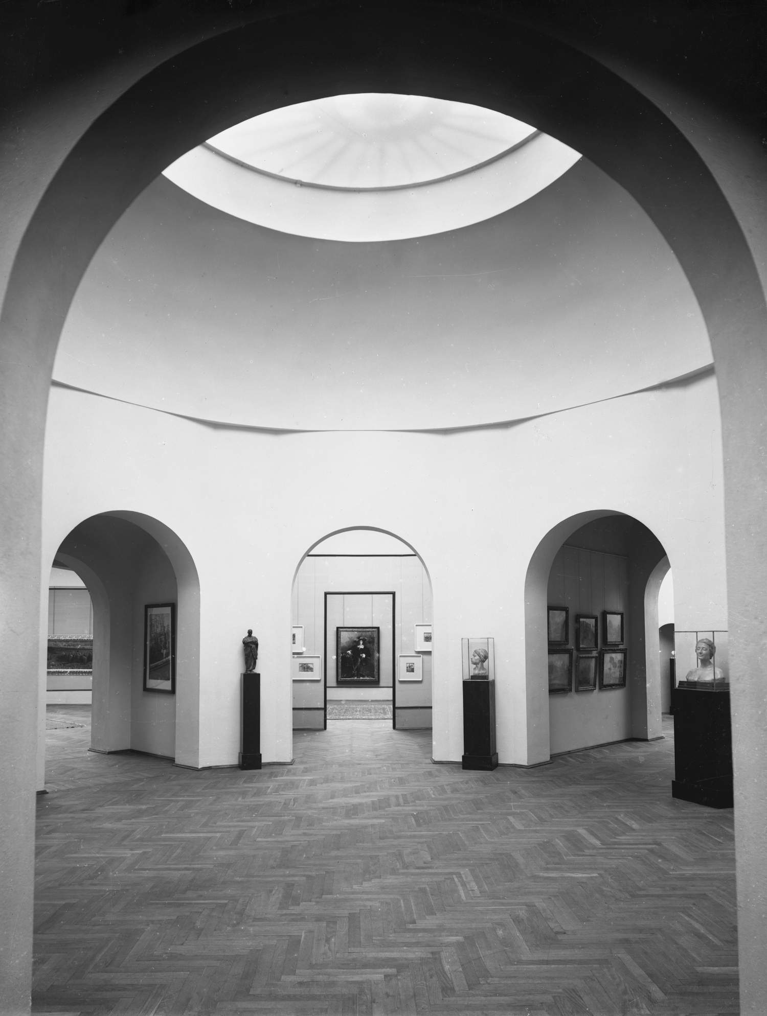 Galleria Ricci Oddi, Allestimento del 1931 &copy; Archivio Studio Croce, Piacenza