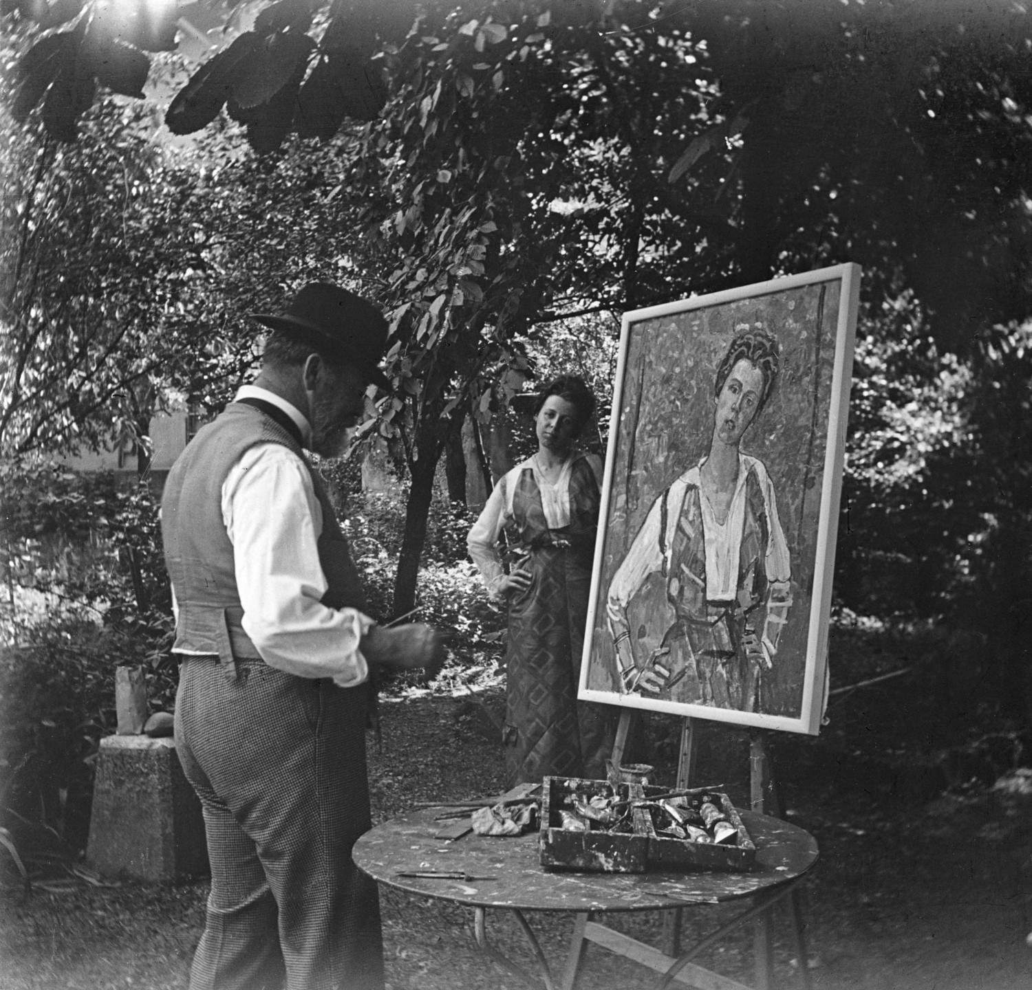 Ferdinand Hodler paints Gertrud M&uuml;ller, Geneva. Courtesy of the Gertrud D&uuml;bi-M&uuml;ller Archive / Swiss Foundation for Photography