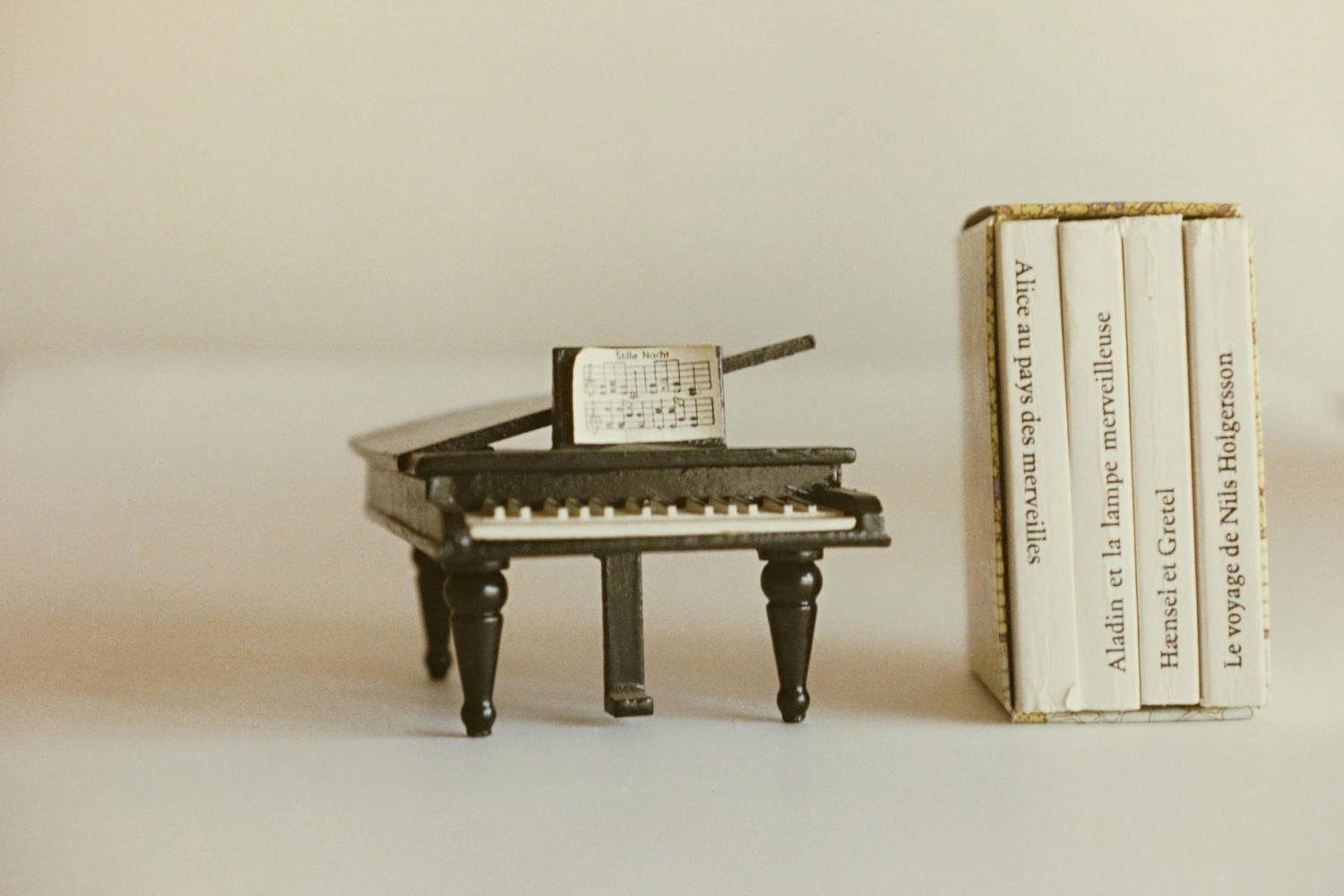 Luigi Ghirri, Modena, 1978 &copy; Eredi Luigi Ghirri