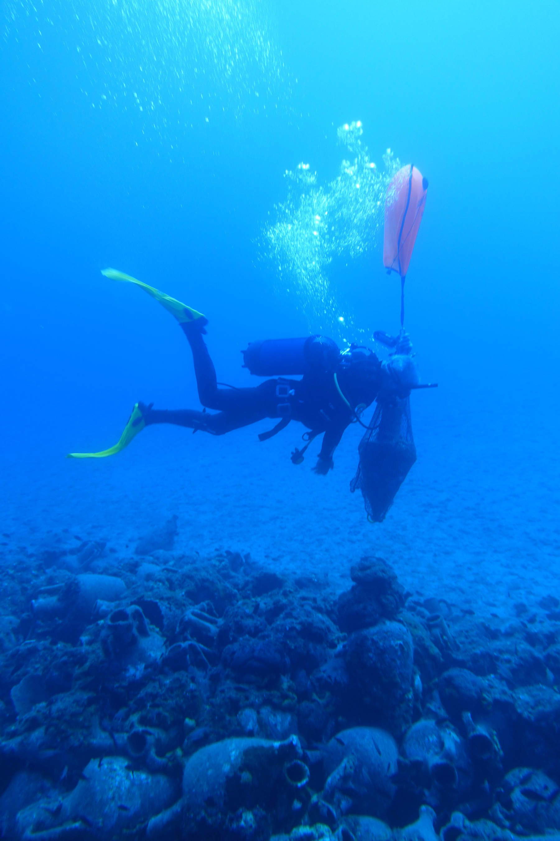 Trade amphorae discovered in the waters off the Greek island of Andros. Photo: &copy; Greek Ministry of Culture