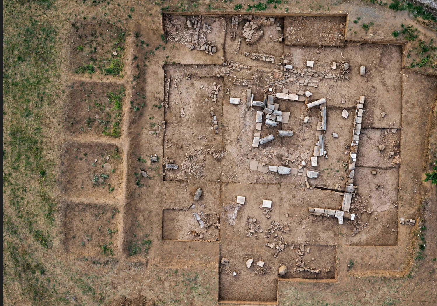 Photographie aérienne de fouilles archéologiques. Photo : Ministère de la Culture de Grèce