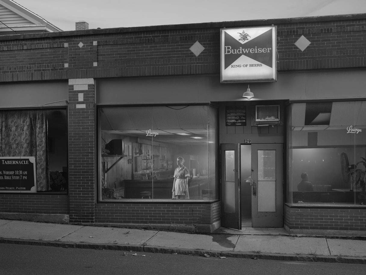 The Lounge (2021–2022) &copy; Gregory Crewdson