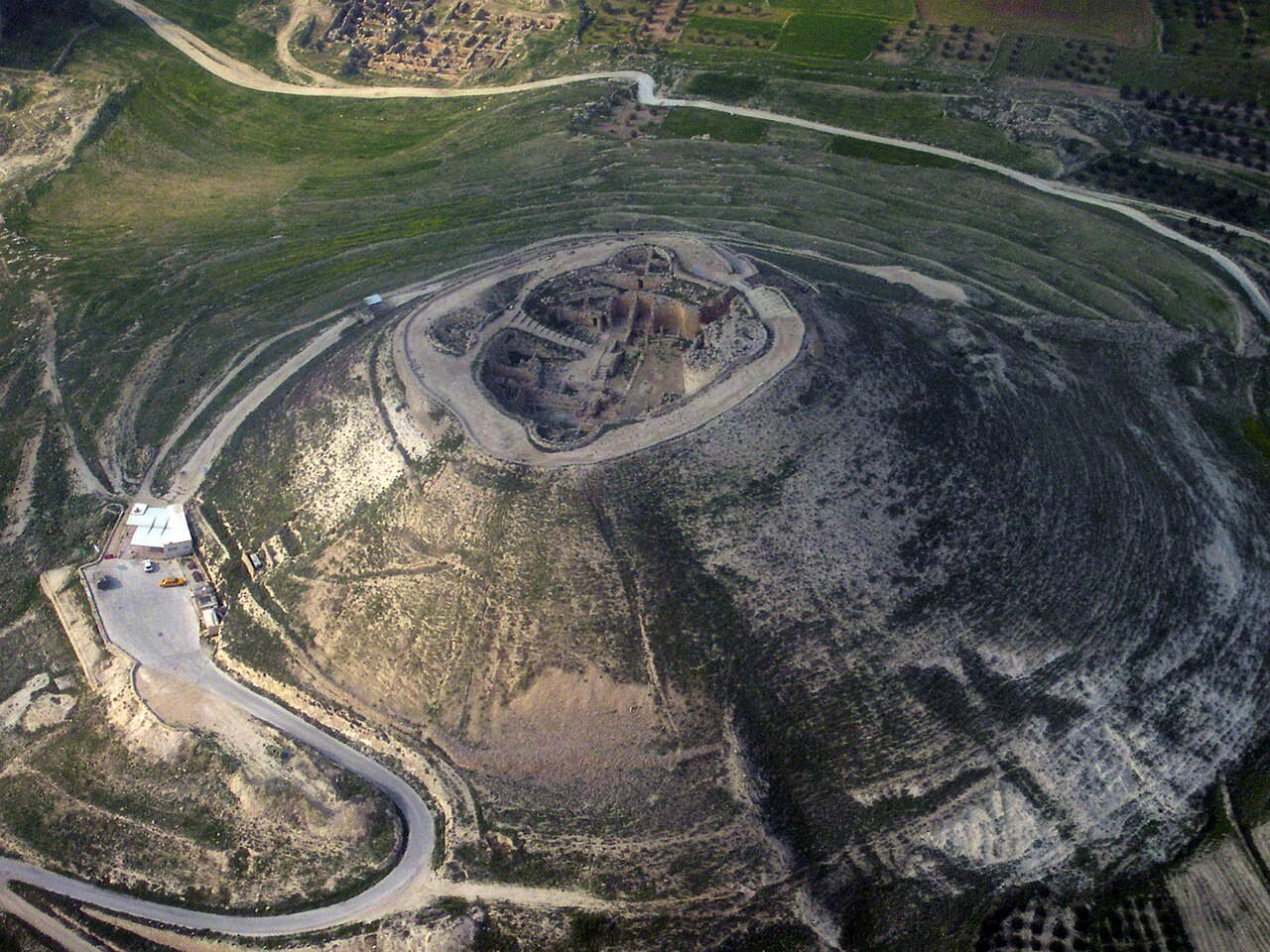 Herodium archaeological site. Photo: Wikimedia Commons / Asaf T.