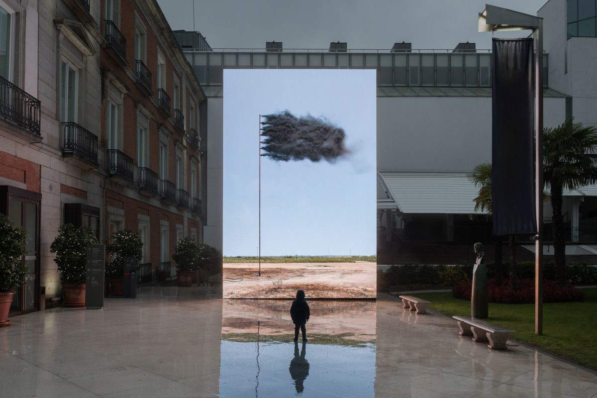 John Gerrard, *Western Flag* (Spindletop, Texas) (2017). Photo: TBA21 | Roberto Ruiz