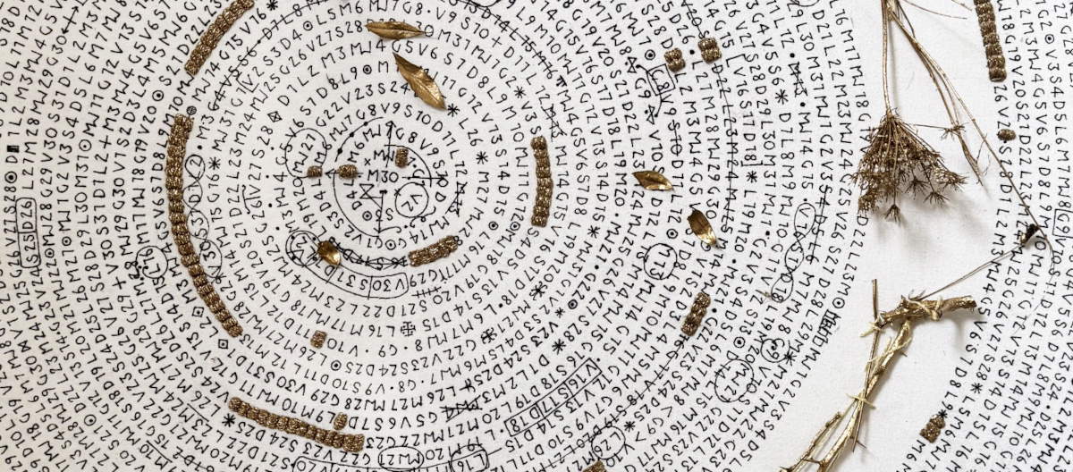 En la GAM de Milán, la instalación específica de Letizia Cariello para la Sala del Parnaso