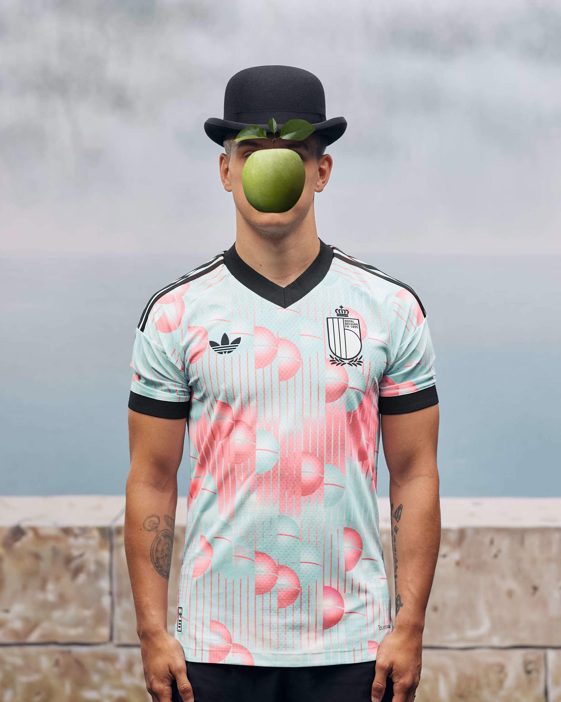 The Belgian national soccer team's jersey, inspired by Magritte. Photo: RBFA