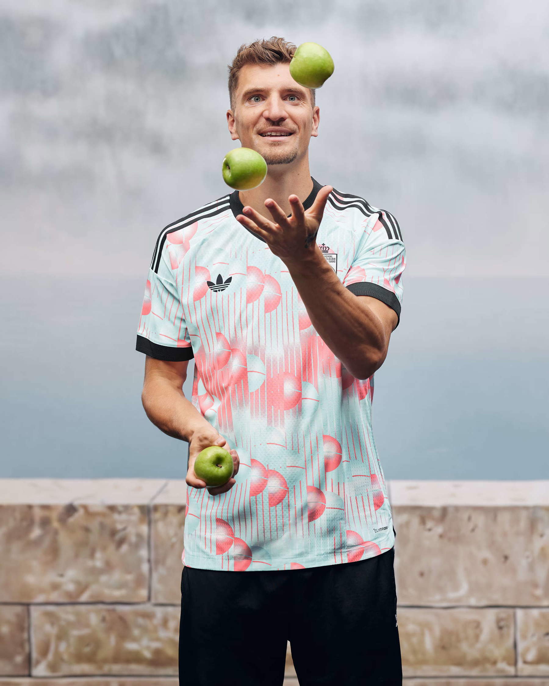 The Belgian national soccer team's jersey, inspired by Magritte. Photo: RBFA