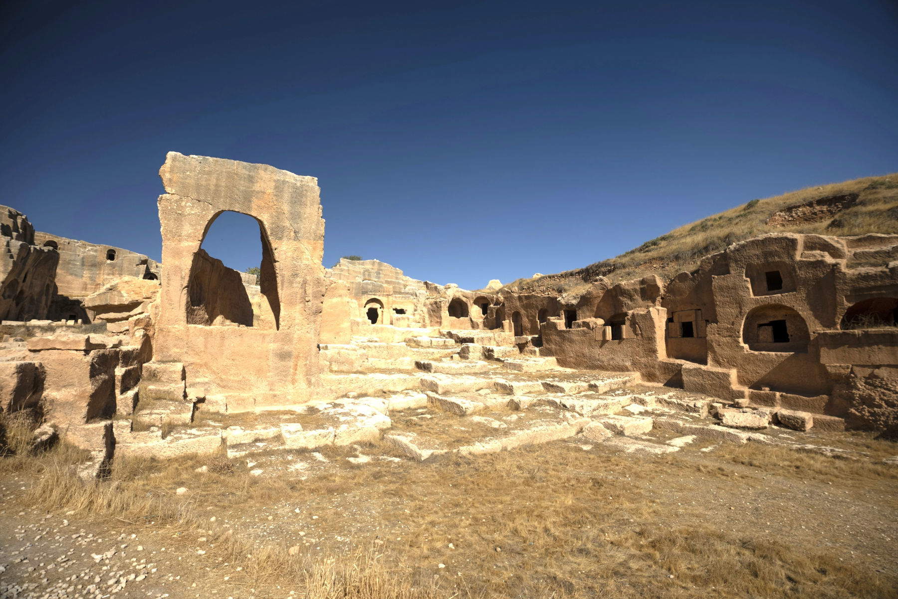The ruins of the ancient city of Mardin Dara