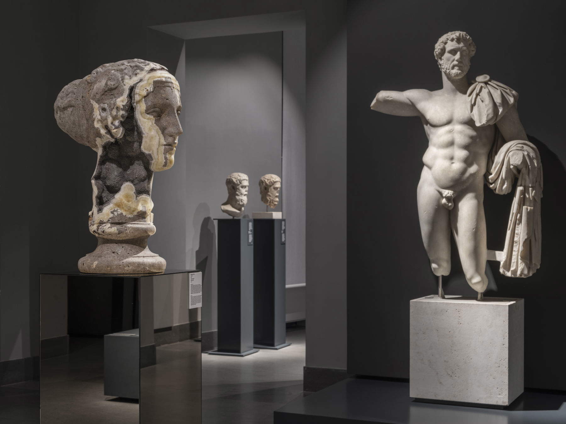 Installation of the exhibition VERSUS /// Massimiliano Pelletti at the National Roman Museum, Palazzo Massimo, Rome. Photo by Nicola Gnesi