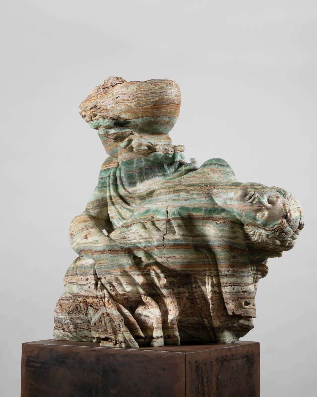 Massimiliano Pelletti, Mars and Venus (onyx, 66 x 62 x 36 cm)