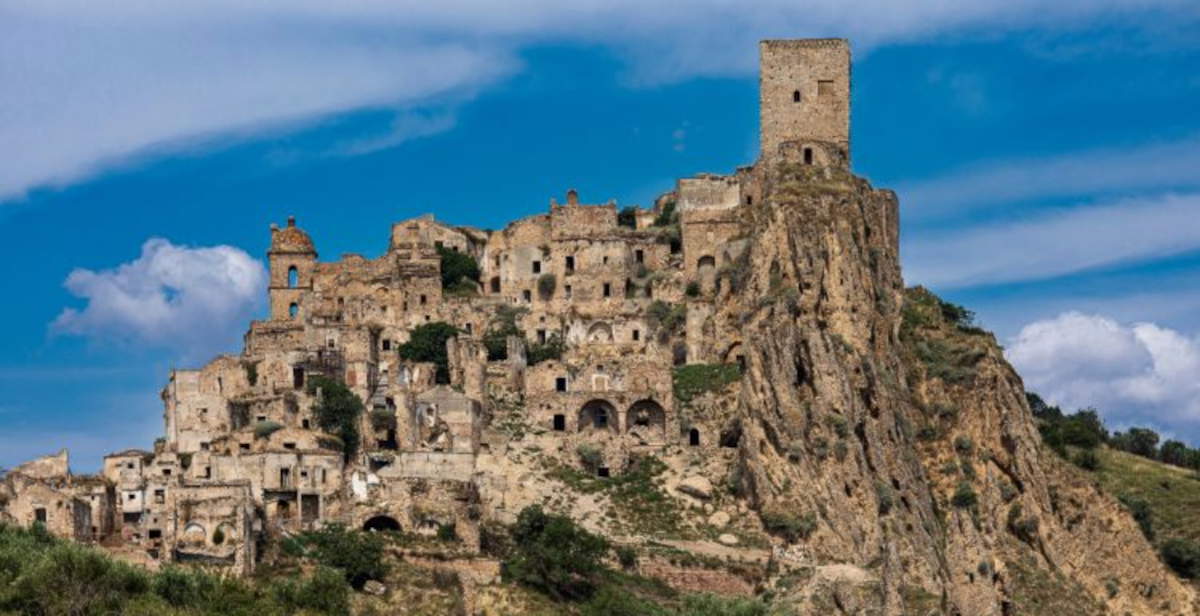Mel Gibson vuelve a Italia: Pisticci y Craco (Matera), plató de La resurrección de Cristo