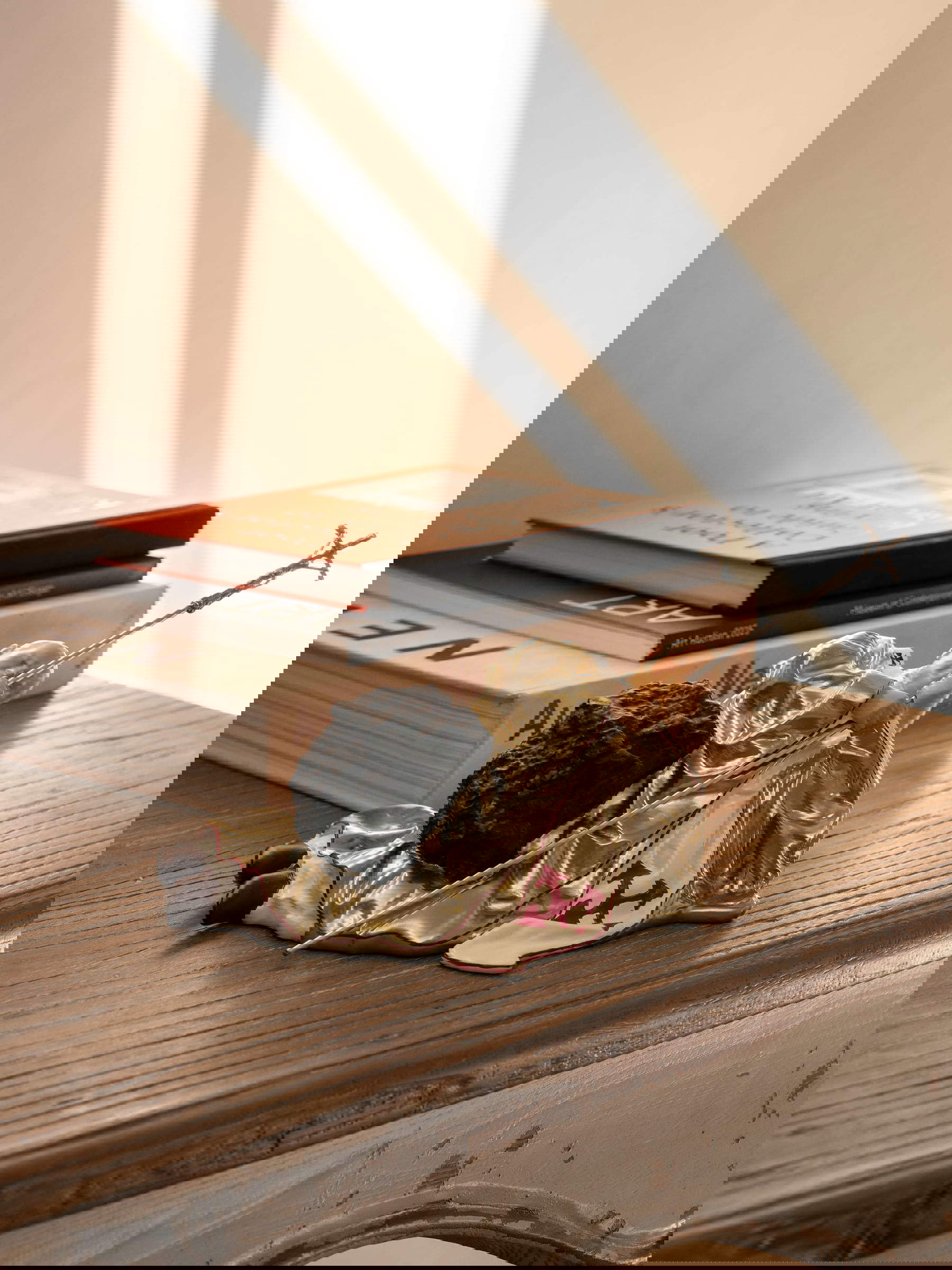 La novena edición de Maurizio Cattelan en miniatura