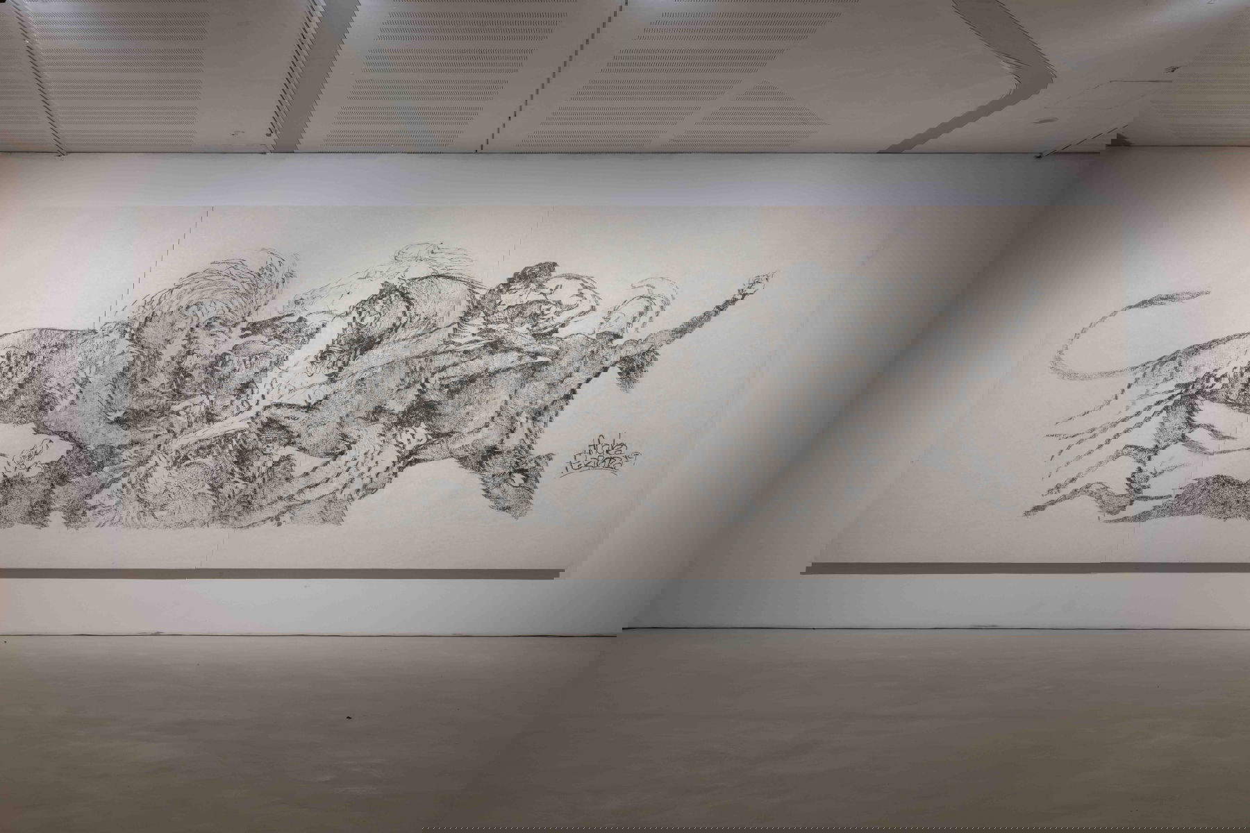 Montage de l'exposition Andrea Pazienza. On ne meurt pas toujours au MAXXI à Rome. Avec l'aimable autorisation de la Fondazione MAXX. Photos : &copy;Giorgio et Giulia Benni