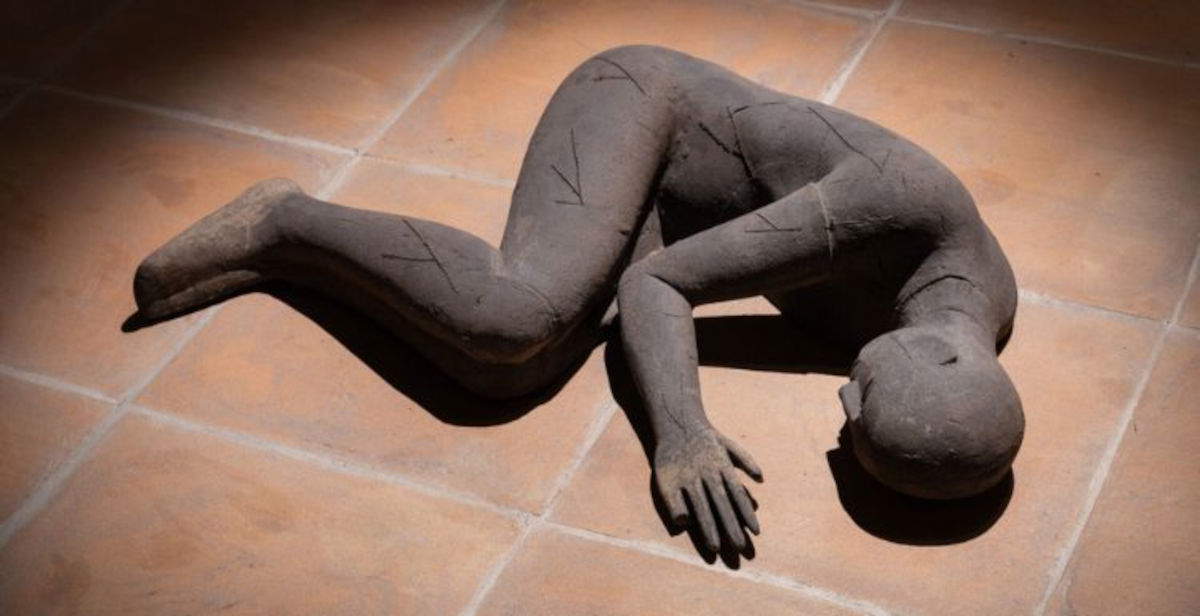 Mimmo Paladino returns to Milan: Palazzo Citterio presents the installation of the Sleepers