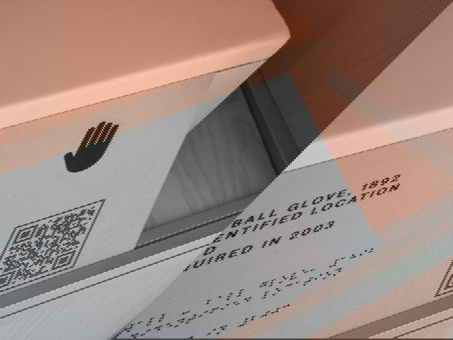 Rom, MUCIV, Museum der Zivilisationen. Ausstellungsgestaltung Märchen sind wahr. Interaktives QR-Code-Detail: die Objekte des Tastpfades