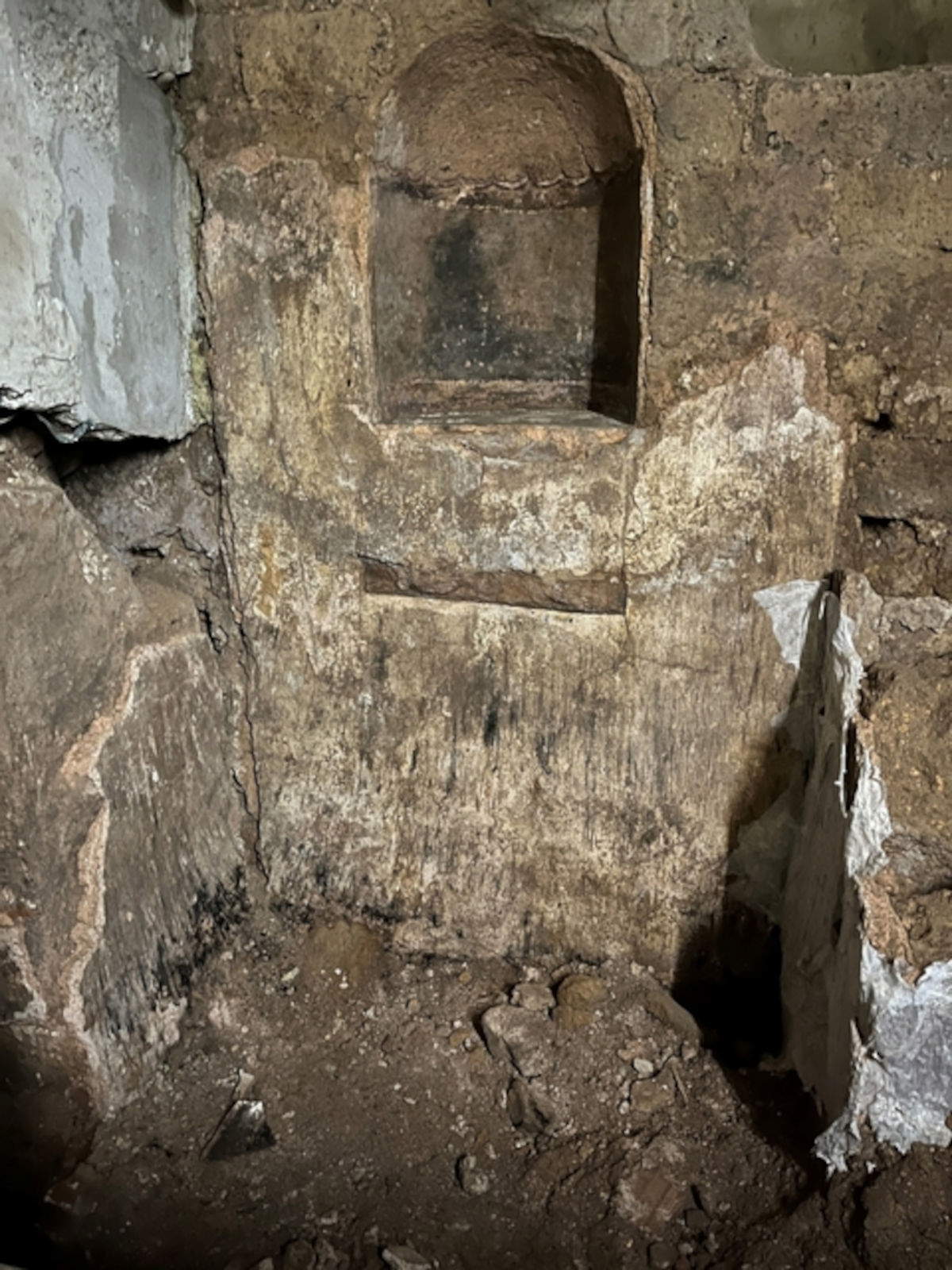 Hausaltar &copy; Stadt Köln/Germanisch-Römisches Museum, Michael Wiehen