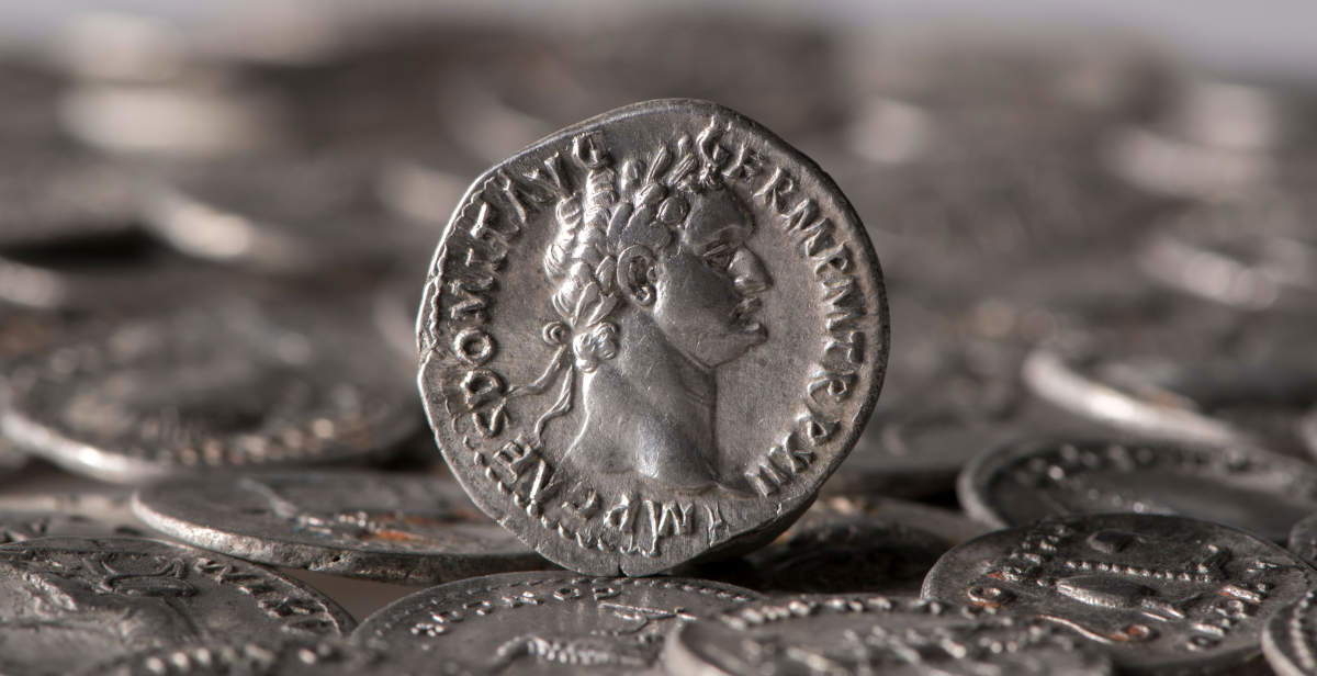 Über 900 römische Denare in der Nähe von Wesseling entdeckt: Es handelt sich um den größten Hadrian-Schatz in Deutschland