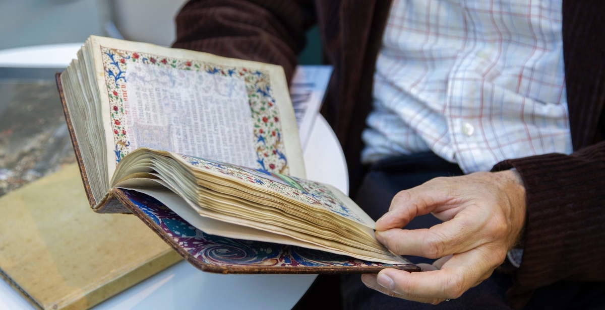 Rare Books, Manuscripts, and Atlases: The Antique and Rare Book Fair Returns to Villa Necchi Campiglio in Milan Rare Books, Manuscripts, and Atlases: The Antique and Rare Book Fair Returns to Villa Necchi Campiglio in Milan