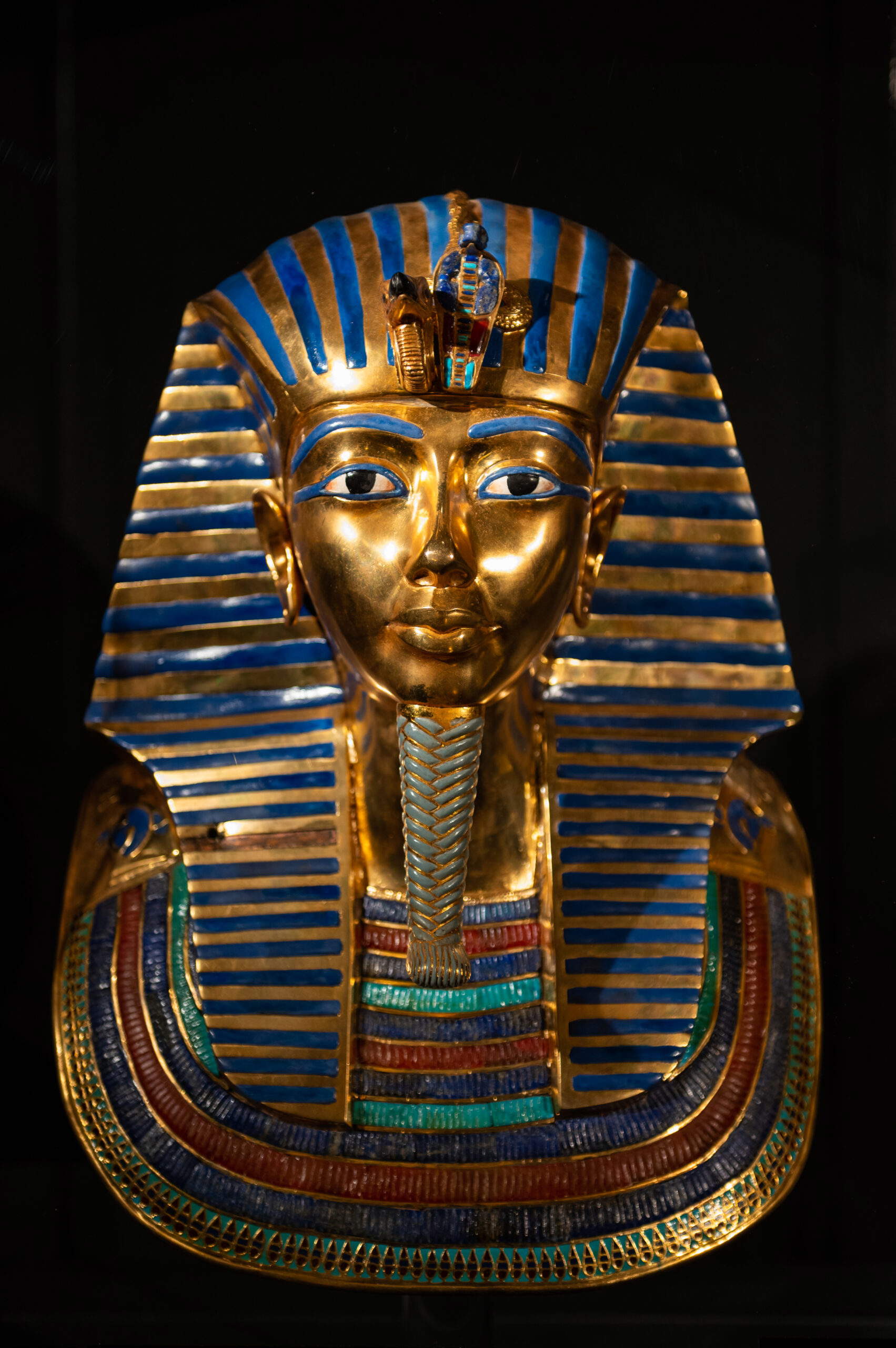 Funeral mask of Tutankhamun &copy; Carlo Marrazzo