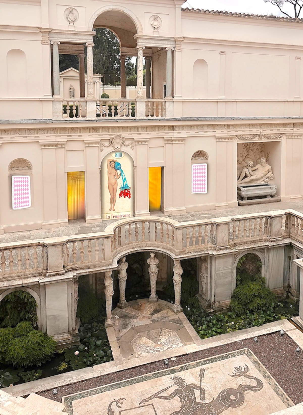 Instalación de Mouna Rebeiz en el Ninfeo de Villa Giulia