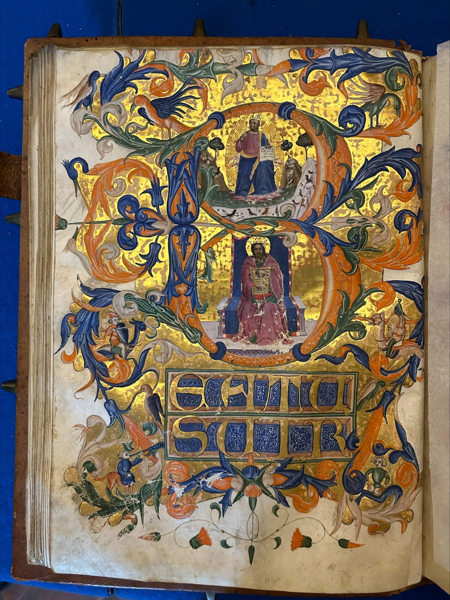Museo di San Marco, Psalter I, Initial B - God the Father blessing and King David enthroned. Frieze with animals and fantastic creatures, c 76 v, 14th century &copy; MiC - Regional Directorate National Museums Tuscany - Museo di San Marco
