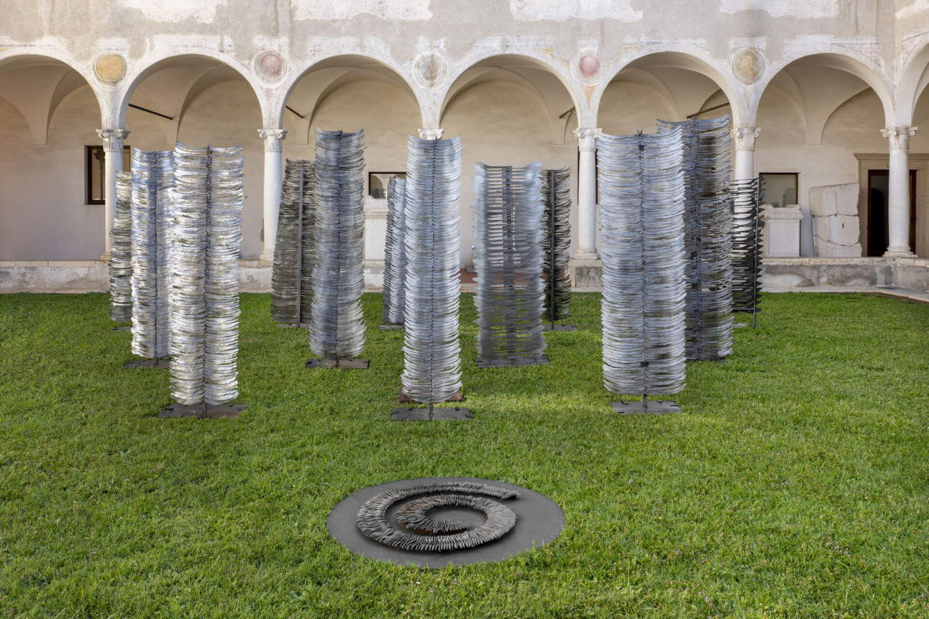 Allestimenti Franca Ghitti. Una storia di Altri Alfabeti, Brescia, Museo di Santa Giulia, 2026 &copy; Foto Ela Bialkowska, OKNO studio