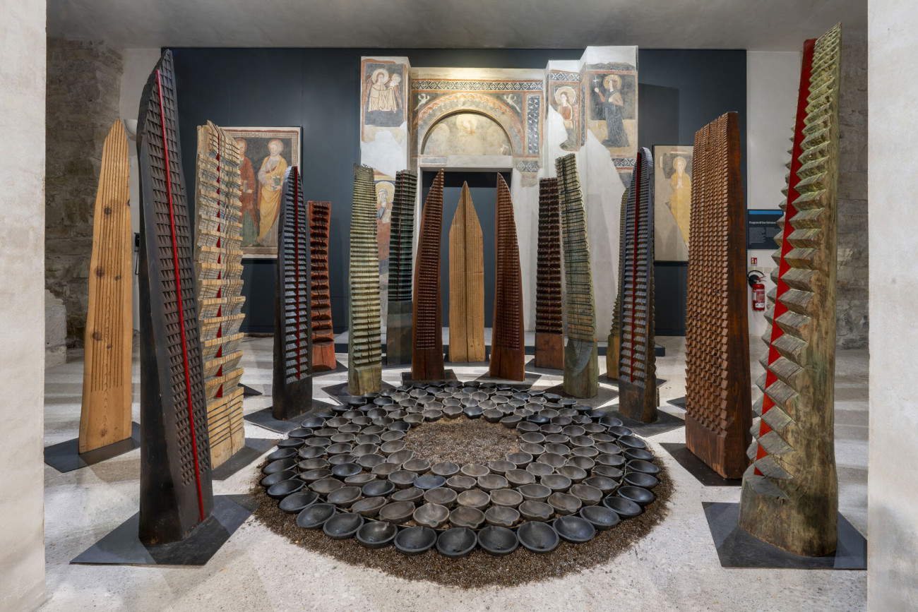 Allestimenti Franca Ghitti. Una storia di Altri Alfabeti, Brescia, Museo di Santa Giulia, 2026 &copy; Foto Ela Bialkowska, OKNO studio